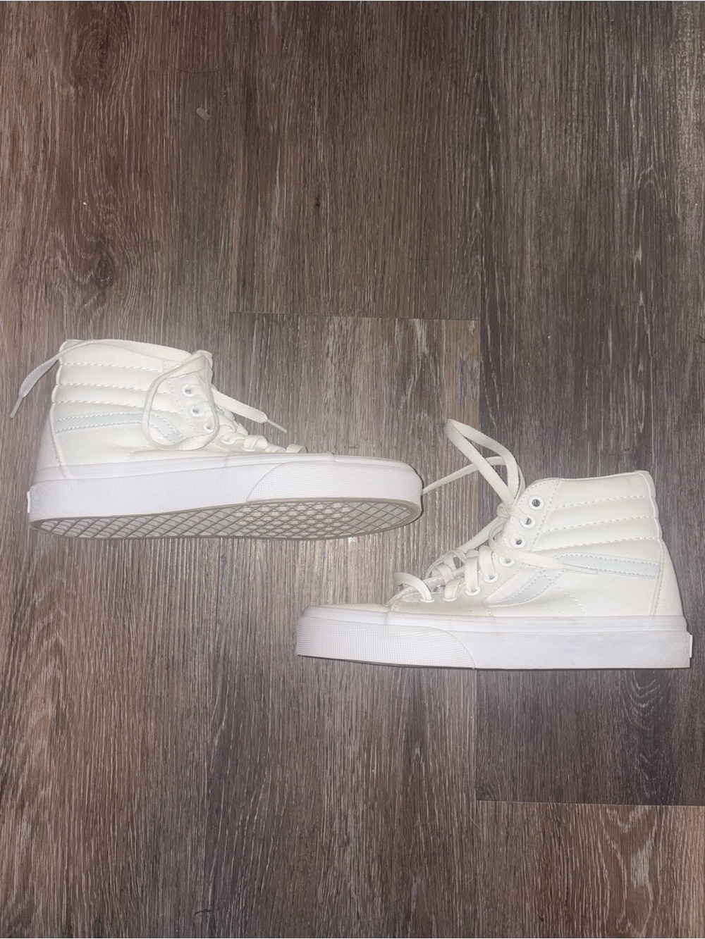 Vans Sk8-Hi White High Top Lace-Up Sneakers Classic Skate Shoes Size 6.5